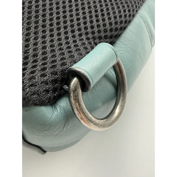 COACH Unisex Charles Messenger Sling Pack Bag in Luxury Smooth Leather - Picture 8 of 11